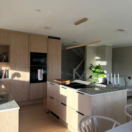 Ons 2026 House With Great Location And View Semesterbostad